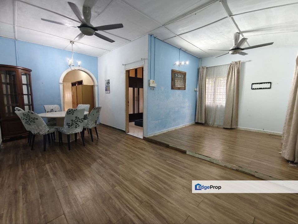 Taman Salak Jaya Salak Selatan Kuala Lumpur  End lot Single Storey , Kuala Lumpur, Salak Selatan