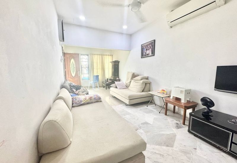 Taman Kinrara Seksyen 1