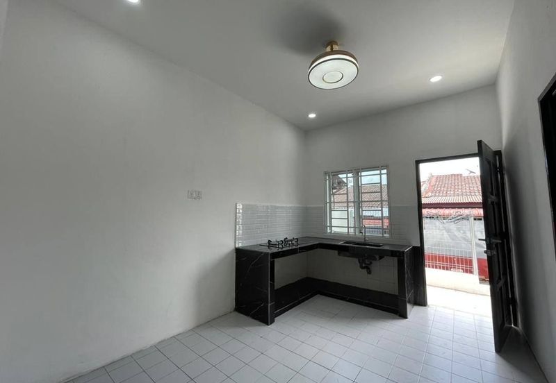 TAMAN PAHLAWAN SUNGAI UDANG