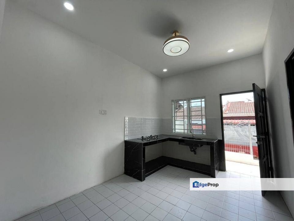 Single storey terrace Taman Pahlawan Sg Udang Melaka, Melaka, 