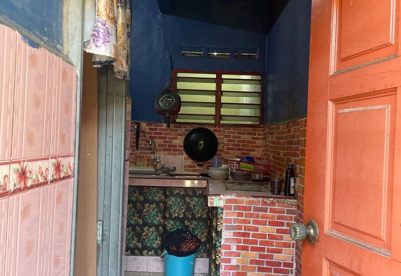 JALAN AYER MOLEK - TAMBAK PAYA