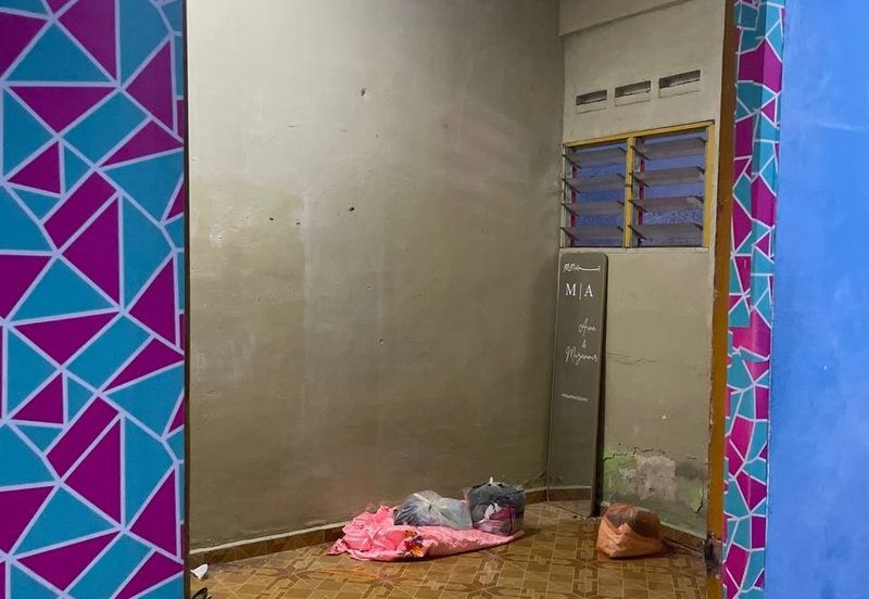 JALAN AYER MOLEK - TAMBAK PAYA