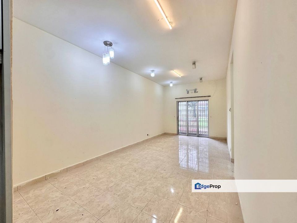 Kristal Heights Condominium Seksyen 7 Shah Alam GROUND FLOOR, Selangor, Shah Alam