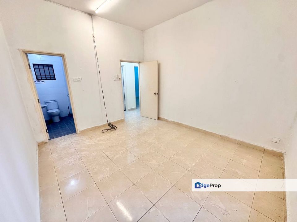 Kristal Heights Condominium Seksyen 7 Shah Alam GROUND FLOOR, Selangor, Shah Alam