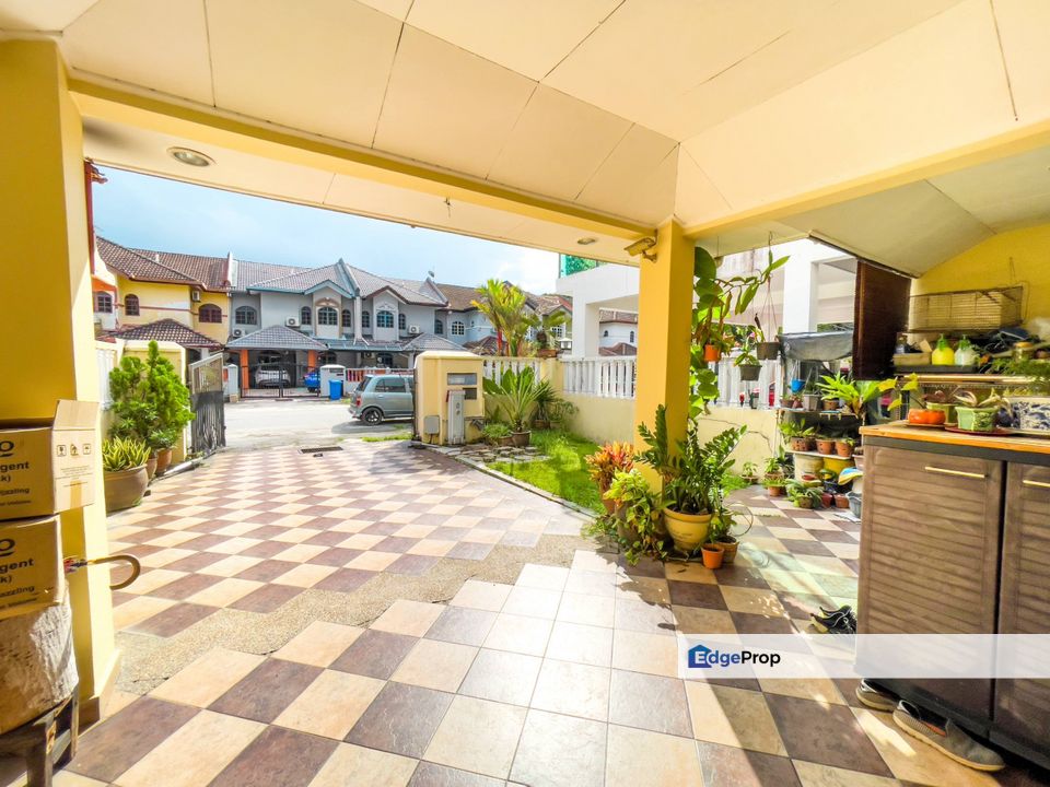 JALAN AMBAR SEKSYEN 7 SHAH ALAM - DOUBLE STOREY TERRACE HOUSE, Selangor, Shah Alam