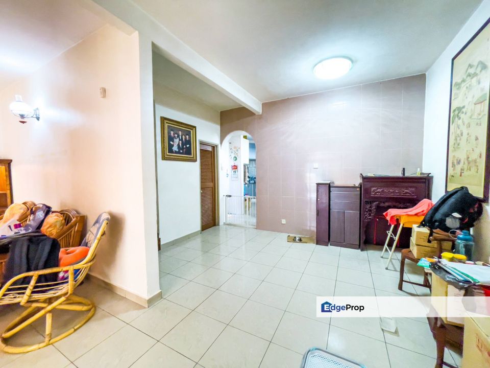 JALAN AMBAR SEKSYEN 7 SHAH ALAM - DOUBLE STOREY TERRACE HOUSE, Selangor, Shah Alam