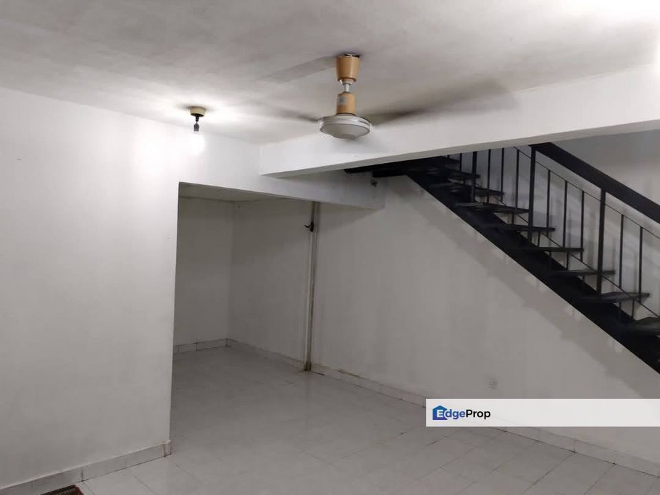 Taman Koperasi Polis Fasa 1 - 2 Storey Terrace , Kuala Lumpur, Gombak