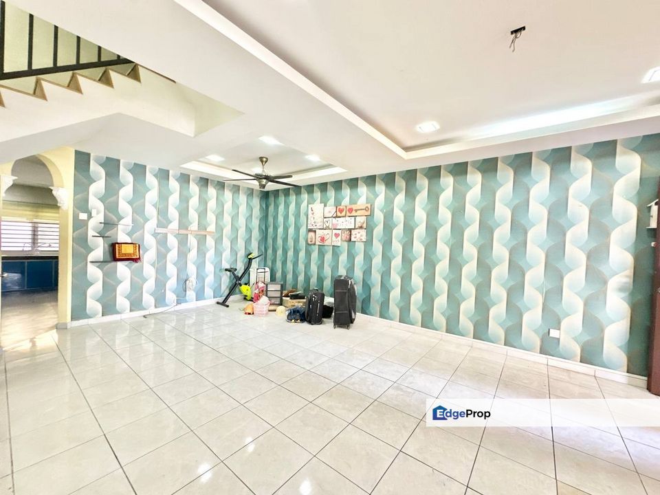 U5 Shah Alam - 3 Storey Intermediate Terrace , Selangor, Shah Alam