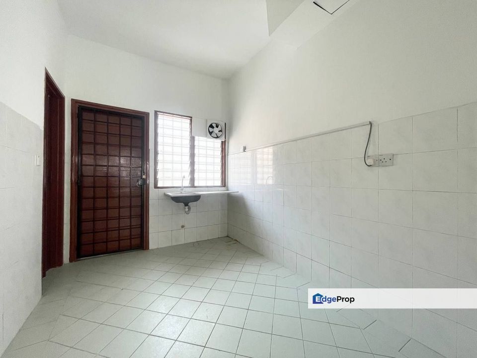 Bandar Tasik Puteri, Rawang - Refurbished 2 Storey Terrace, Selangor, Rawang