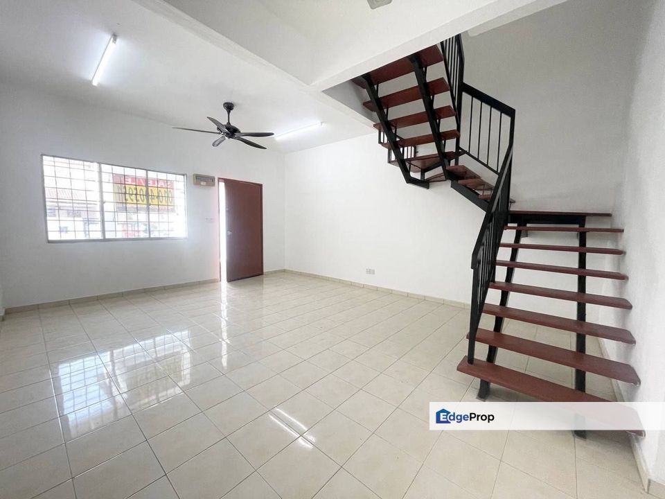 Bandar Tasik Puteri, Rawang - Refurbished 2 Storey Terrace, Selangor, Rawang