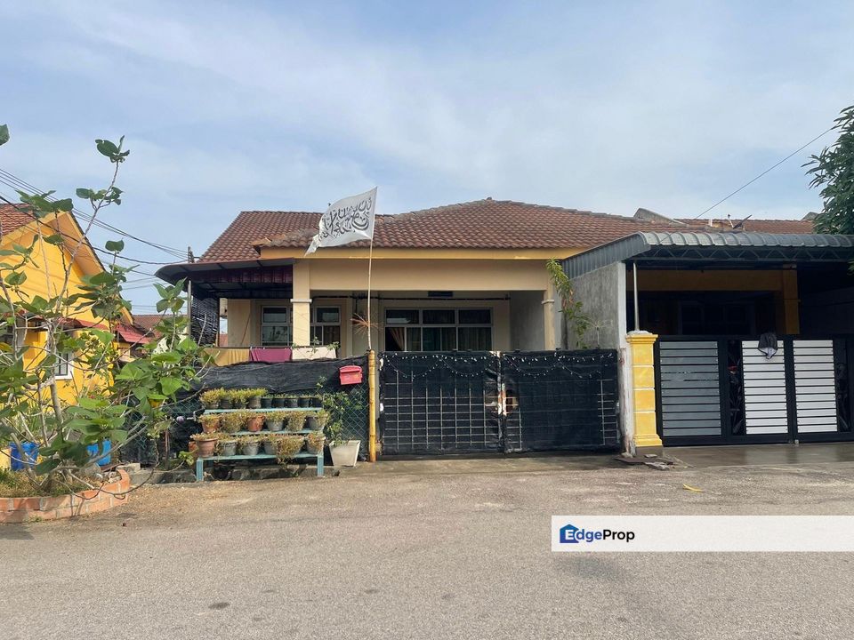 Taman Seri Duyung 2 - Single Storey End Lot , Melaka, Melaka Tengah