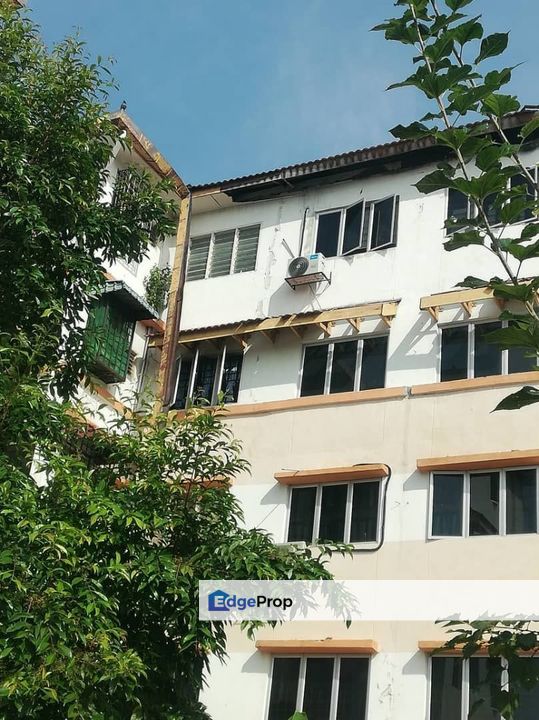Apartment M18 Taman Perkasa 2 Hulu Langat Selangor, Selangor, Hulu Langat