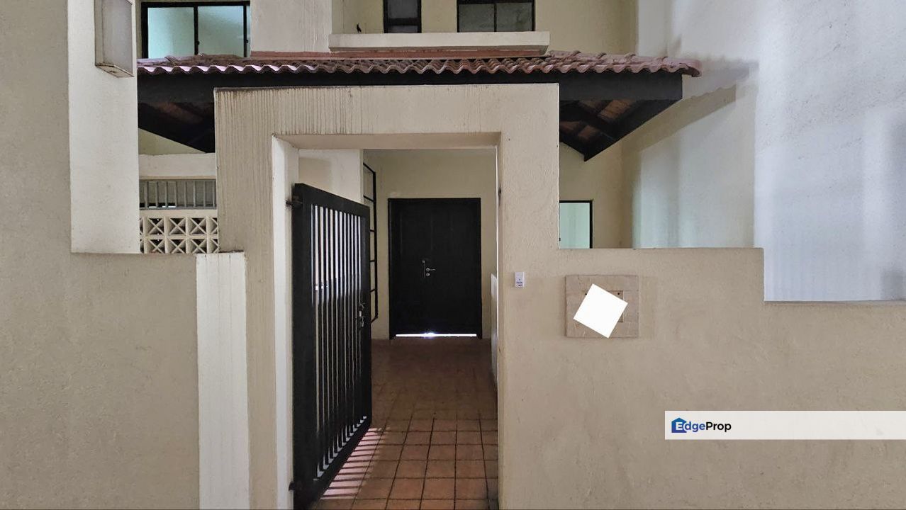 For Sale: Armanee Duplex Condo at Damansara Damai Facing Open Green Space, Selangor, Damansara Damai