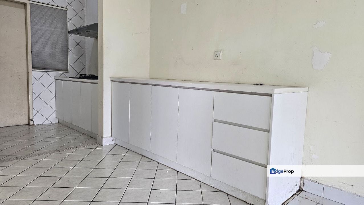 For Sale: Armanee Duplex Condo at Damansara Damai Facing Open Green Space, Selangor, Damansara Damai