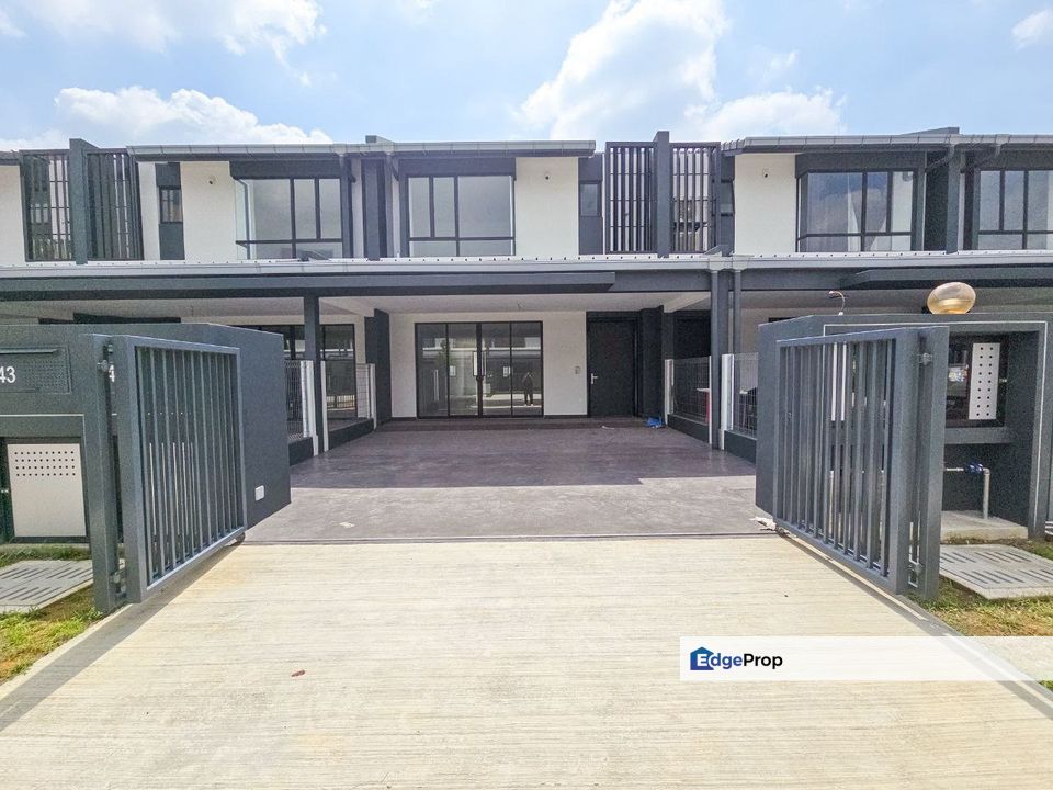 Nadira 3, Jalan Ulek Mayang, Bandar Bukit Raja Klang - Double Storey , Selangor, Klang