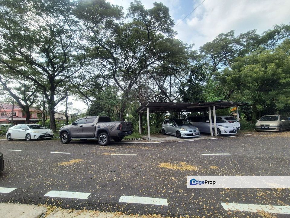 Seksyen 17 Shah Alam Facing Open - 2 Storey Semi D Cluster House, Selangor, Shah Alam