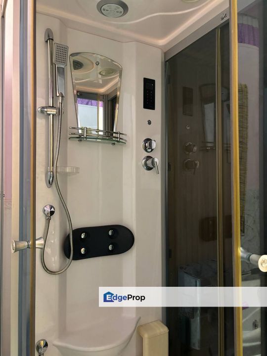 Kompleks Niaga - SPA For Sale - Kedai tepi tangga, Melaka, Ayer Keroh