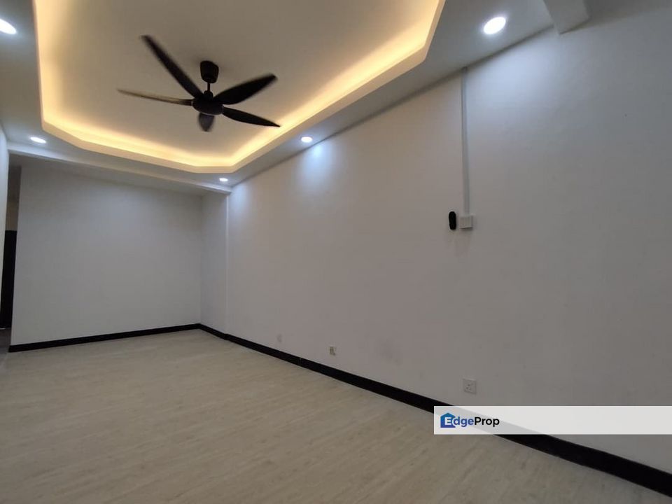 Endlot Rawang 2-Storey terrace Bakawali Bukit Sentosa Rawang freehold renovated extended 4r3b 18×60 sq ft negotiable, Selangor, Rawang