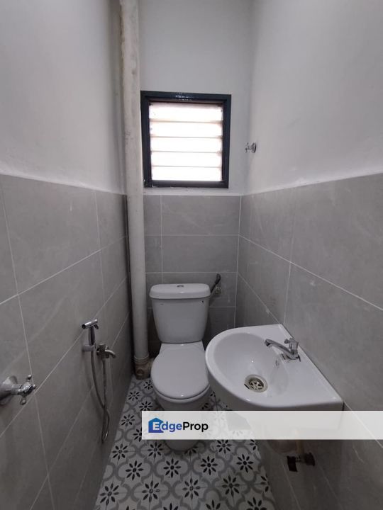 Endlot Rawang 2-Storey terrace Bakawali Bukit Sentosa Rawang freehold renovated extended 4r3b 18×60 sq ft negotiable, Selangor, Rawang