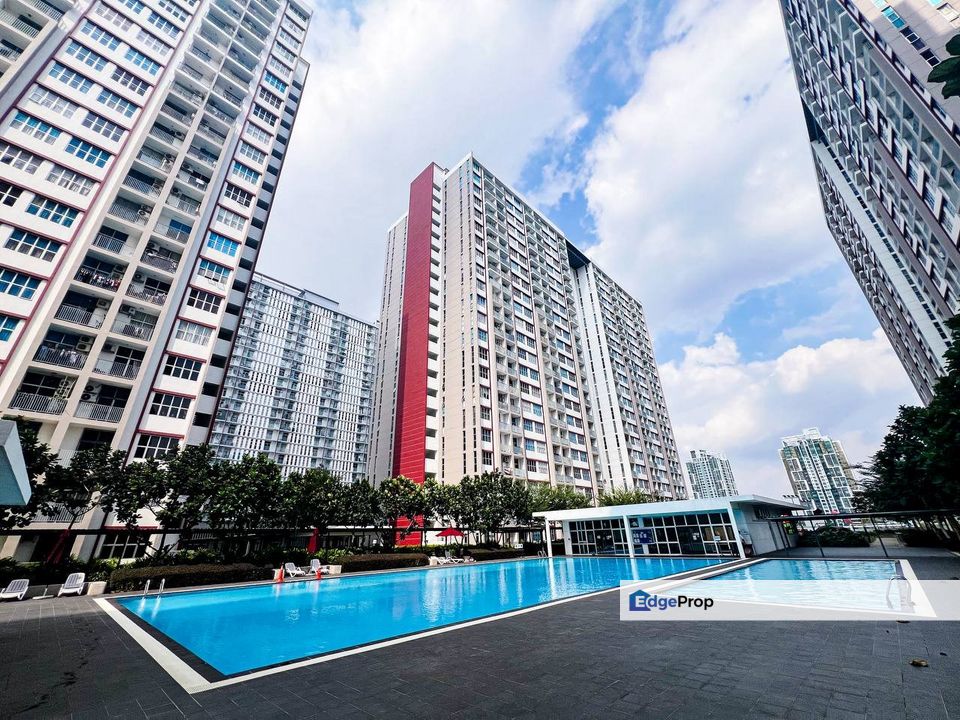 For Sale: PR1MA Lakefront Homes Cyberjaya  FULLY RENOVATED MOVE IN CONDITION, Selangor, Cyberjaya