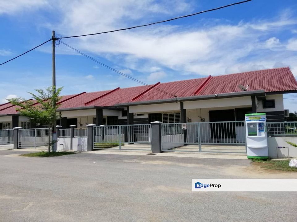 TAMAN LUBOK JONG 17050 PASIR MAS KELANTAN SINGLE STOREY TERRACE , Kelantan, Pasir Mas