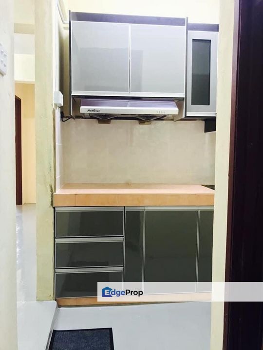 PANGSAPURI KOTA NAWIRA, WAKAF MEK ZAINAB, KOTA BHARU, KELANTAN, Kelantan, Kota Bharu