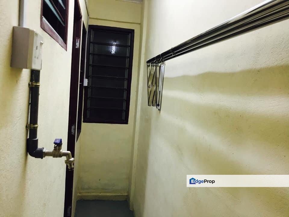 PANGSAPURI KOTA NAWIRA, WAKAF MEK ZAINAB, KOTA BHARU, KELANTAN, Kelantan, Kota Bharu