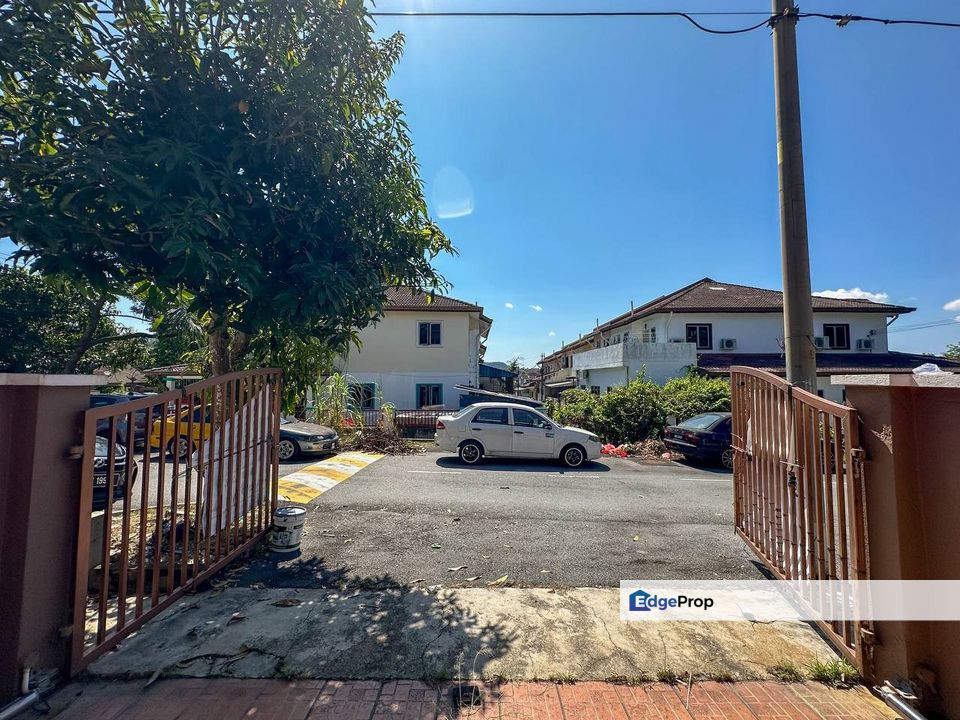 Taman Pinggiran Saujana, Kajang Double Storey, Selangor, Kajang