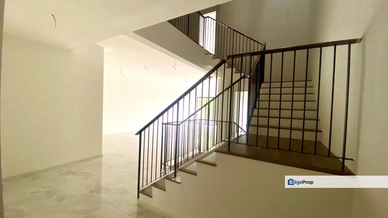 19Trees Taman Melawati [Block A) 3 Storey Superlink For Sale, Selangor, Ampang