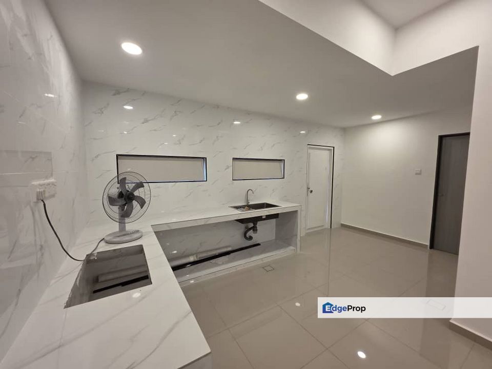 Taman Gembira Klang - NEWLY RENOVATED 1 storey terrace in HOT LOCATION, Selangor, Klang
