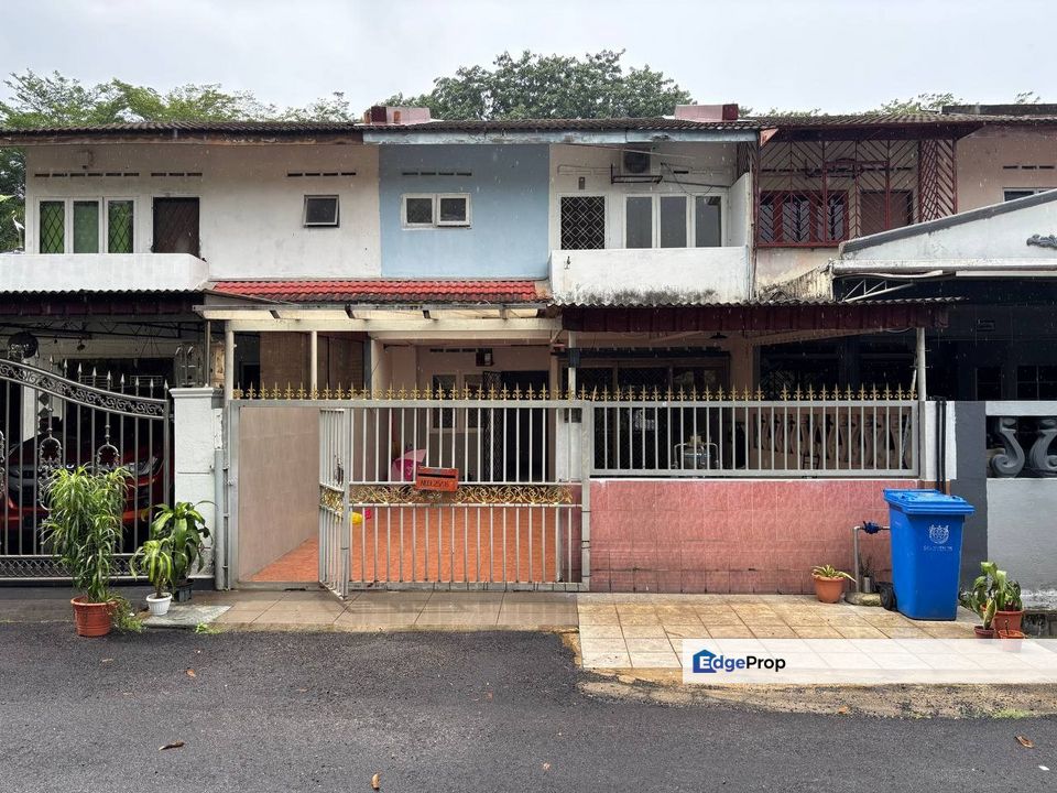 Taman Sri Muda Seksyen 25 Shah Alam [FULLY RENOVATED] Double Storey Terrace House, Selangor, Shah Alam