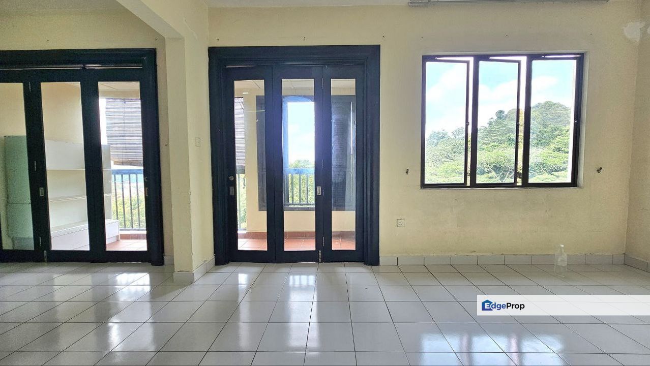 Armanee Condominium Damansara Damai - Duplex Condo Facing Open Green Space, Selangor, Damansara Damai