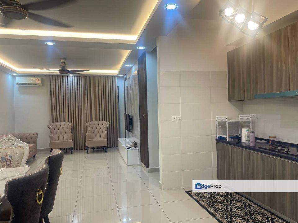 V-RESIDENSI 5, SELAYANG  Unit besar, end lot & fully furnished, Selangor, Selayang