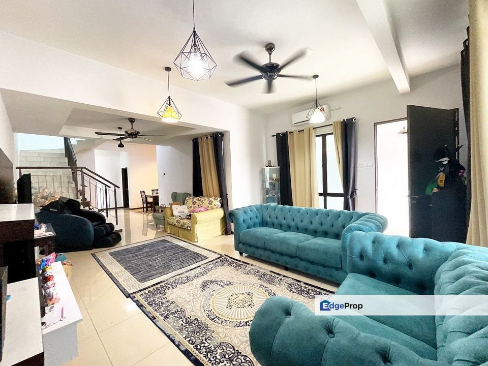 THISTLE SAUJANA KLIA ,SEPANG [PARTIALLY FURNISHED] DOUBLE STOREY, Selangor, Sepang