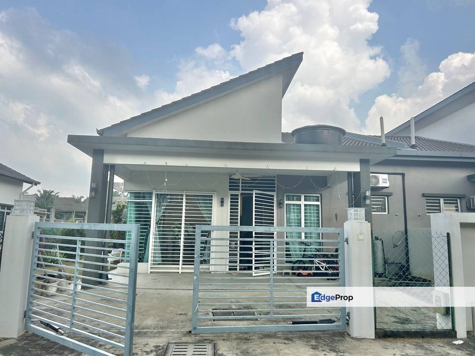 Taman Bentara, Batu 9, Jalan Pipit, Telok Panglima Garang - For Sale : Single Storey Semi-Detached , Selangor, Jenjarom