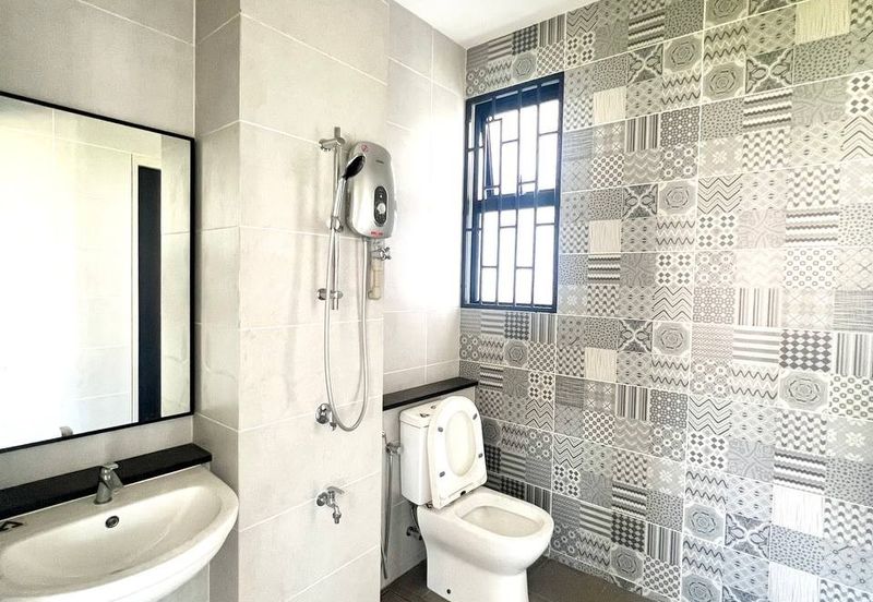 Elmina Green Three @ City of Elmina