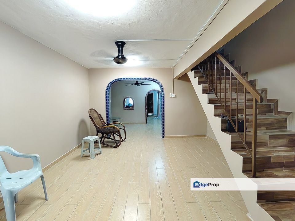 Taman Sri Muda, Seksyen 25, Shah Alam FOR SALE : Double Storey low cost, Selangor, Shah Alam