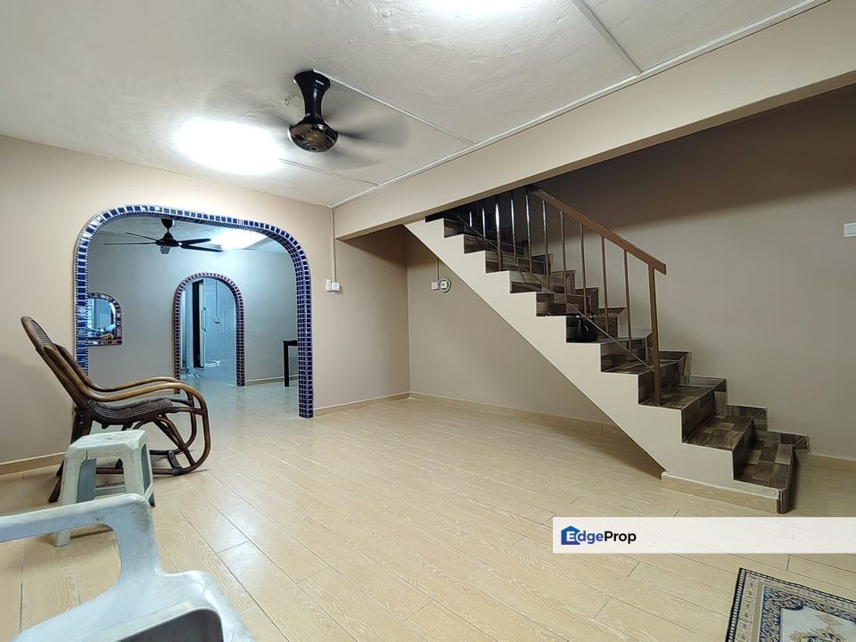 Taman Sri Muda, Seksyen 25, Shah Alam FOR SALE : Double Storey low cost, Selangor, Shah Alam