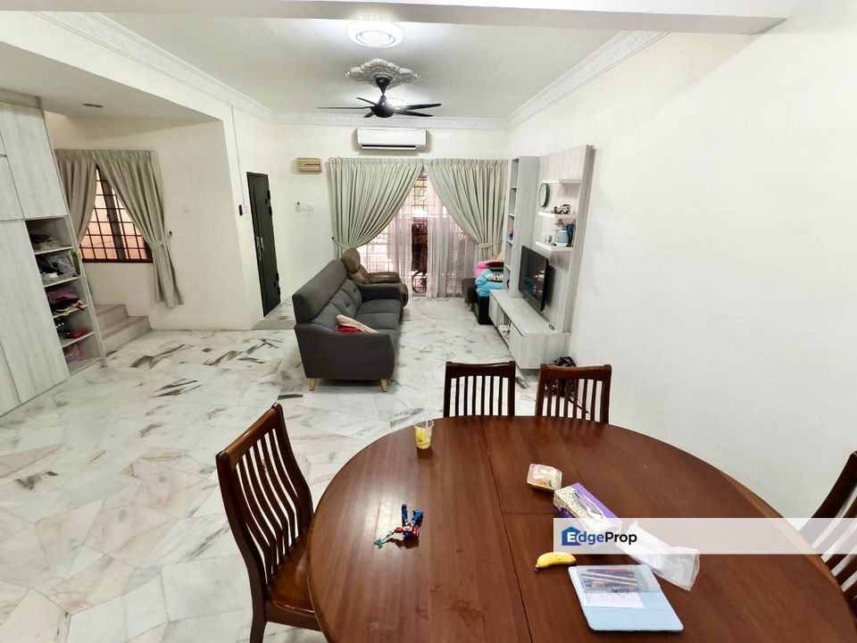 Taman Universiti, Sungai Tangkas, Bangi [Near UKM] Double Storey Terrace, Selangor, Bangi