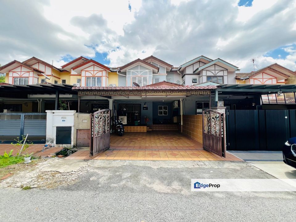 Taman University Bangi Kajang Freehold Double Storey Terrace , Selangor, Bangi