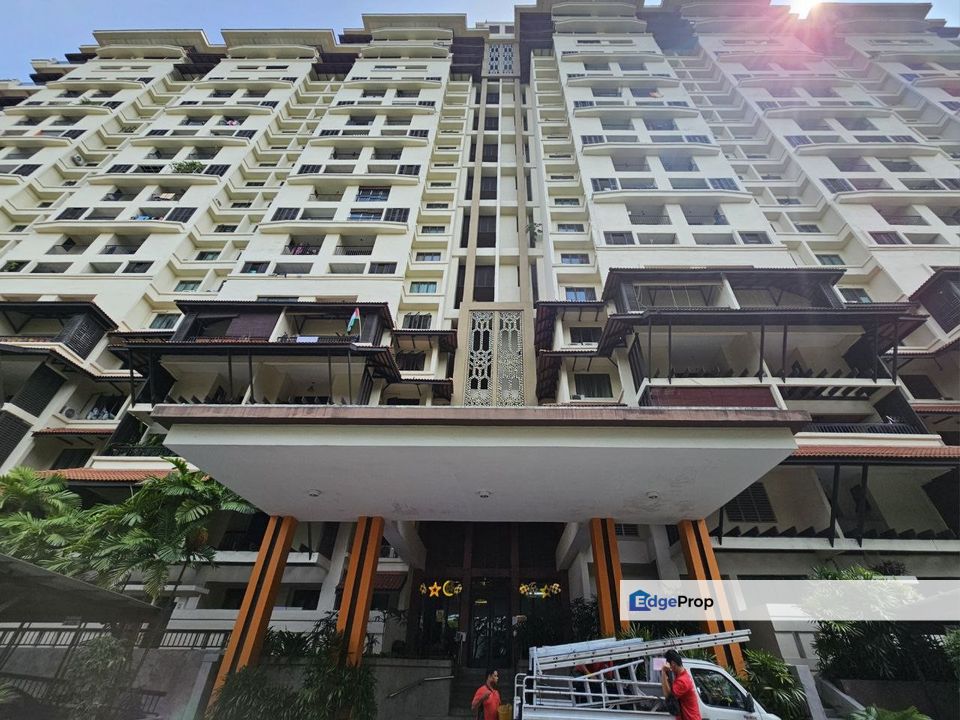 Armanee Duplex Condo in Damansara Damai For Sale Facing Open Green Space., Selangor, Damansara Damai
