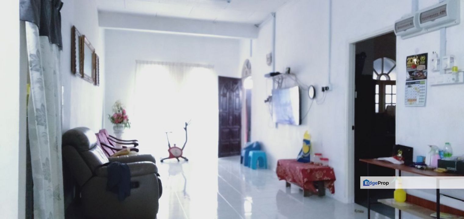 BUKIT MERAH, TANAH MERAH, KELANTAN BANGLO SETINGKAT , Kelantan, Tanah Merah