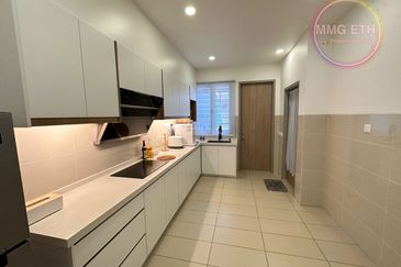 Ayra @ Bandar Bukit Raja