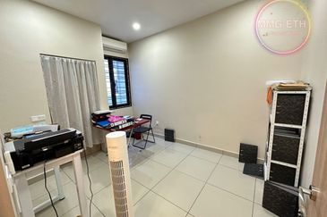 Ayra @ Bandar Bukit Raja