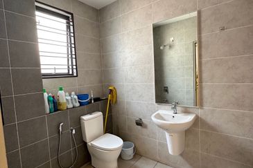 Ayra @ Bandar Bukit Raja