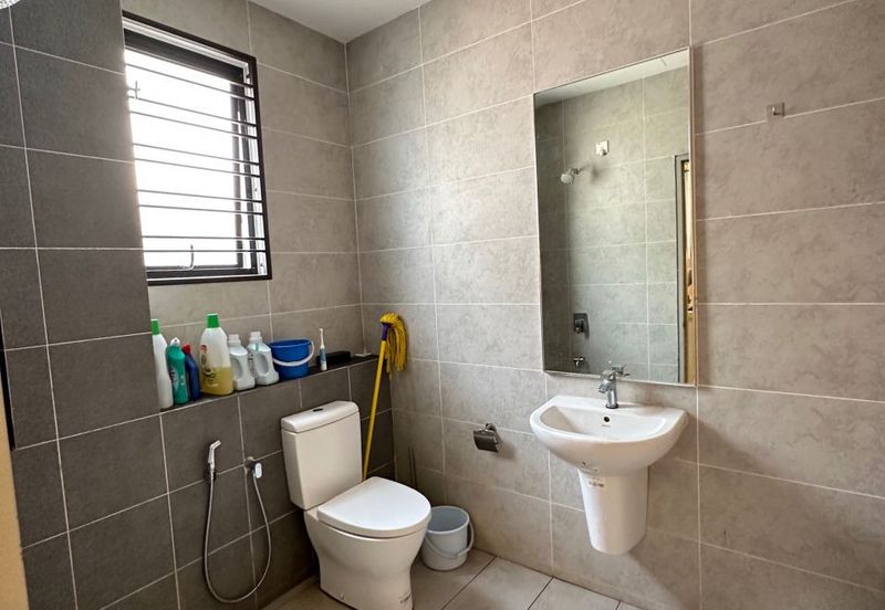 Ayra @ Bandar Bukit Raja