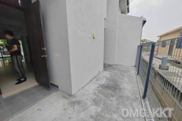 ATHIRA, Bandar Bukit Raja