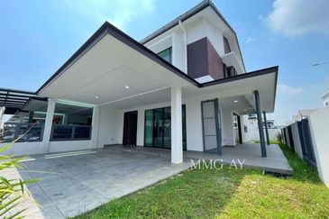 ATHIRA, Bandar Bukit Raja