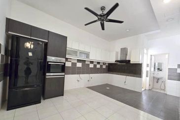 Setia Indah 9, Setia Alam