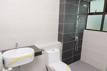 Setia Alam Setia Utama 1